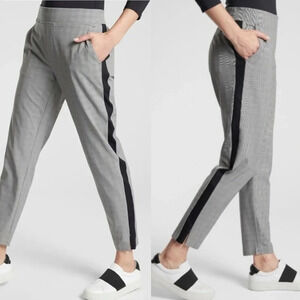 NWOT ATHLETA Brooklyn Plaid Ankle Pants Black White Activewear Casual Women’s 2